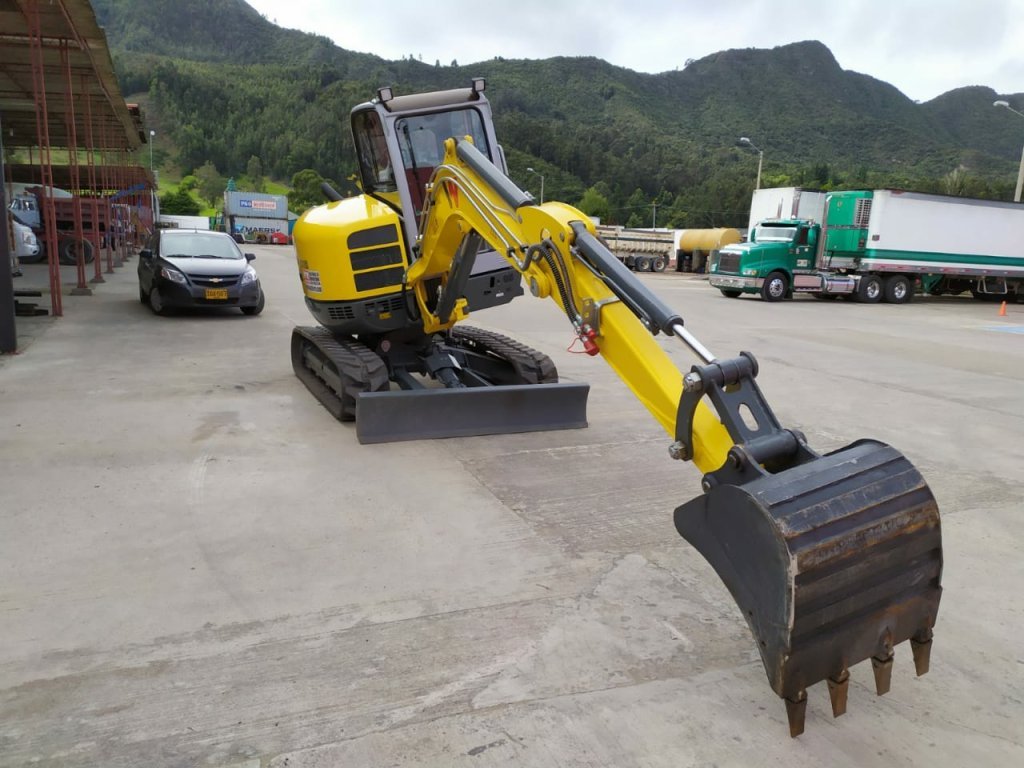 Miniexcavadora - Wacker Neuson EZ53 - Imagen 3